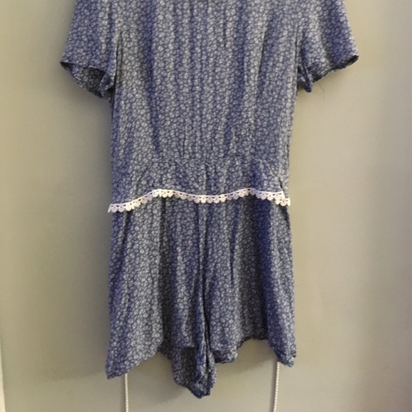 Dresses & Skirts - Light blue floral romper